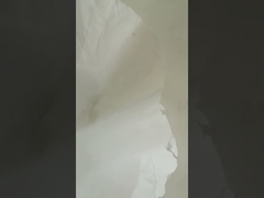 Linia produkcyjna po zmieszaniu proszku detergentu od proszku podstawowego do pakowania